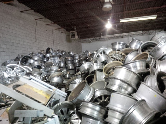 Aluminum & Chrome Rims